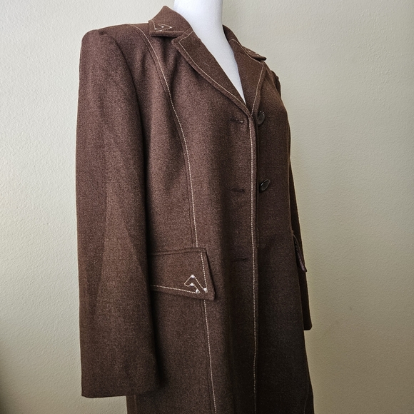 Vintage Coat - Picture 3 of 11